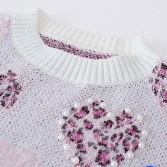 FUZZY PEARLY LEOPARD HEART KNIT SWEATER - Picture 2 of 8